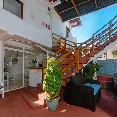 Hostal North Seymour Puerto Ayora  Buitenkant foto
