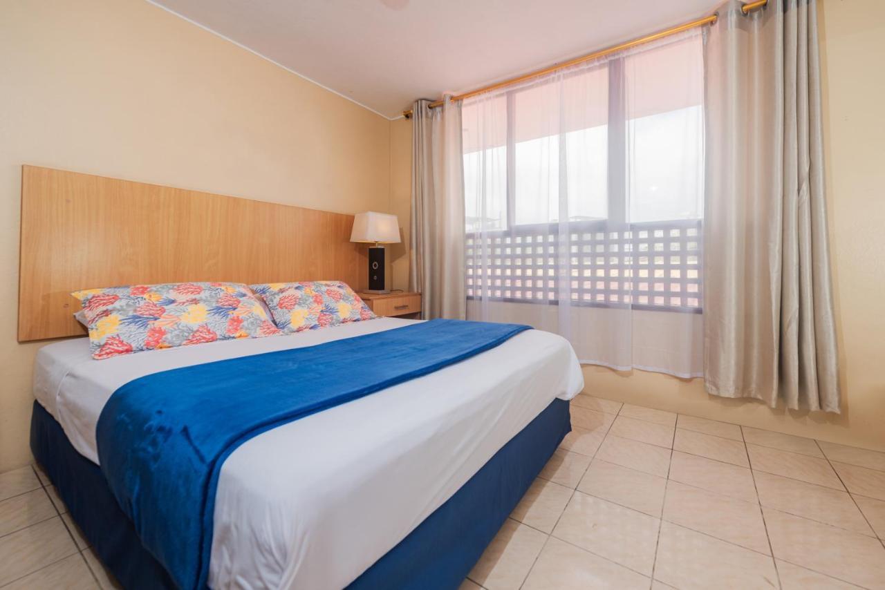 Hostal North Seymour Puerto Ayora  Buitenkant foto