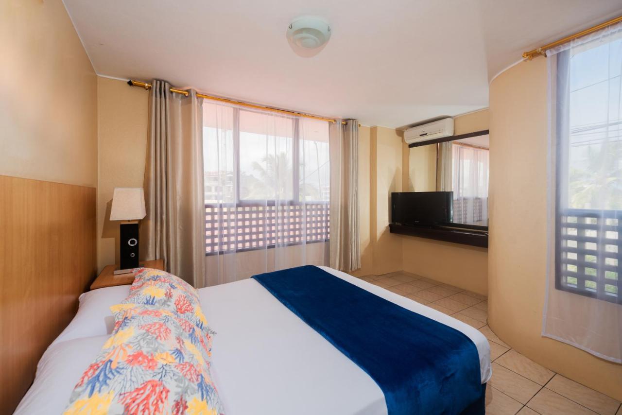 Hostal North Seymour Puerto Ayora  Buitenkant foto